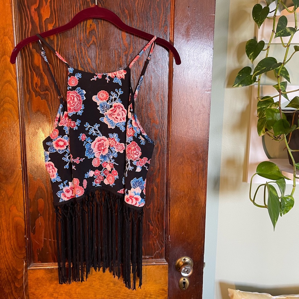 Fringe&Floral Crop Top